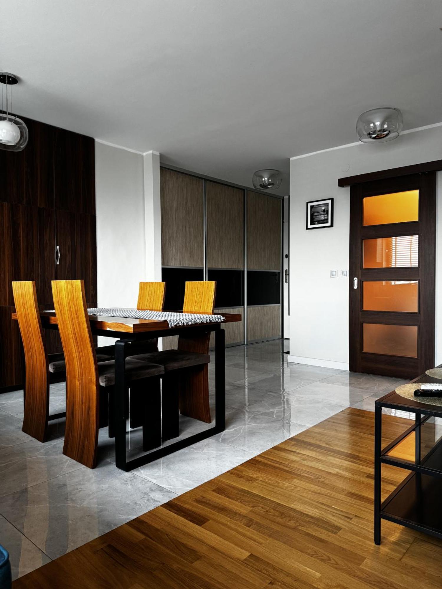 Apartament Home&home Wola Warszawa